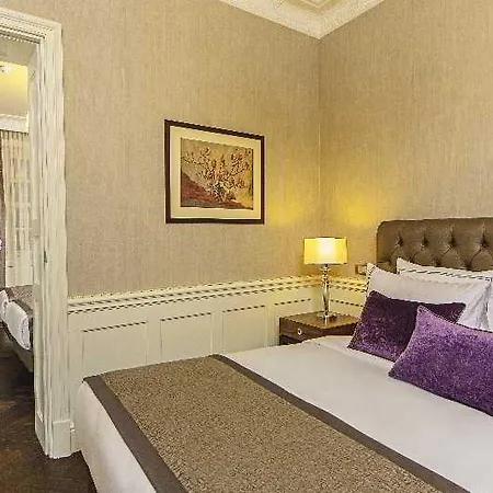 Meroddi Bagdatliyan - 1892 Heritage By Galata Tower Hotel