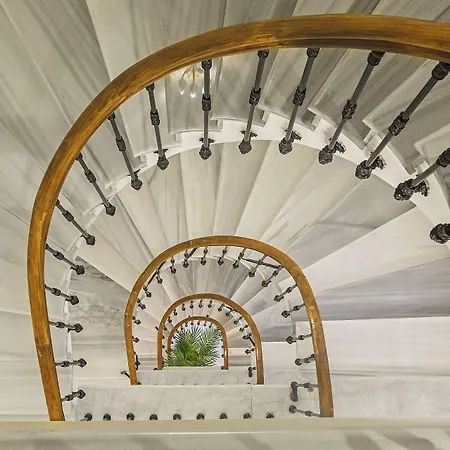 Meroddi Bagdatliyan - 1892 Heritage By Galata Tower Стамбул