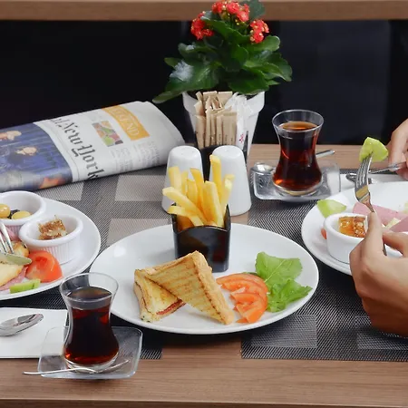 Meroddi Bagdatliyan - 1892 Heritage By Galata Tower 酒店 3*