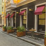 فندق Meroddi Bagdatliyan - 1892 Heritage By Galata Tower