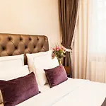 Meroddi Bagdatliyan - 1892 Heritage By Galata Tower 3*
