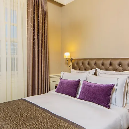 Meroddi Bagdatliyan - 1892 Heritage By Galata Tower 3*