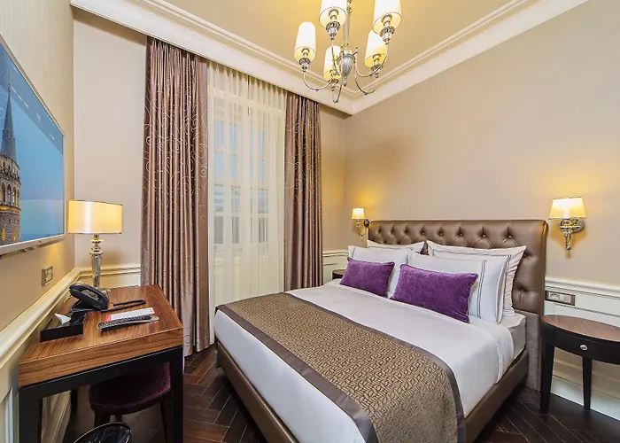 Отель Meroddi Bagdatliyan - 1892 Heritage By Galata Tower Стамбул