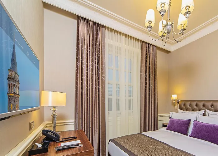 Отель Meroddi Bagdatliyan - 1892 Heritage By Galata Tower Стамбул