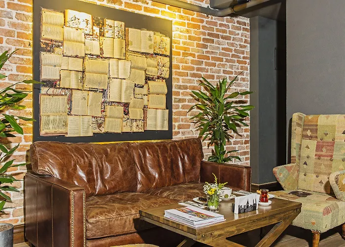 Meroddi Bagdatliyan - 1892 Heritage By Galata Tower 3*