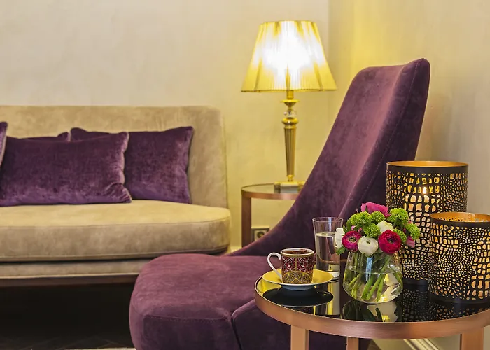 Meroddi Bagdatliyan - 1892 Heritage By Galata Tower