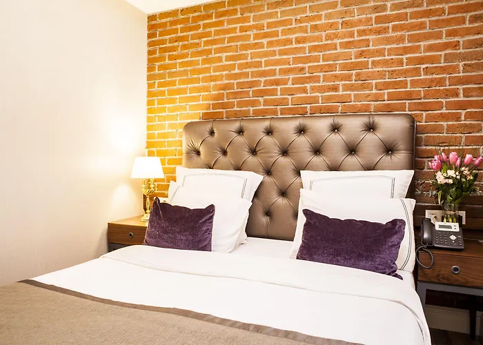 Meroddi Bagdatliyan - 1892 Heritage By Galata Tower