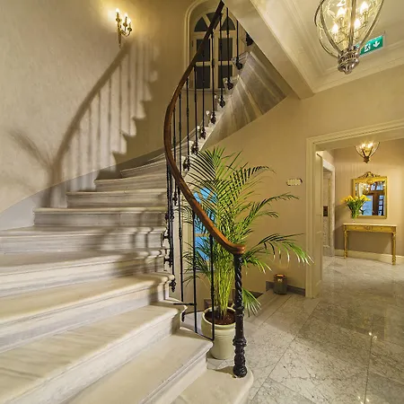 Hotel Meroddi Bagdatliyan - 1892 Heritage By Galata Tower